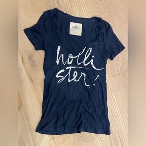 Hollister V Neck tshirt